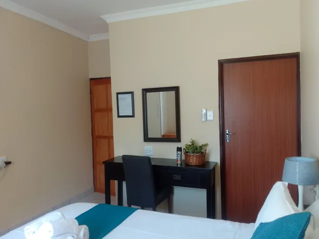 غرفة بسرير مزدوج، Sand River Cottages 2/3