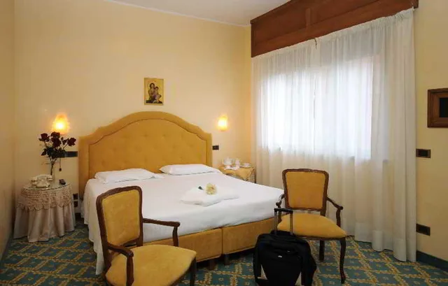 Standard, Double or Twin Bed, Grand Hotel Excelsior 1/1
