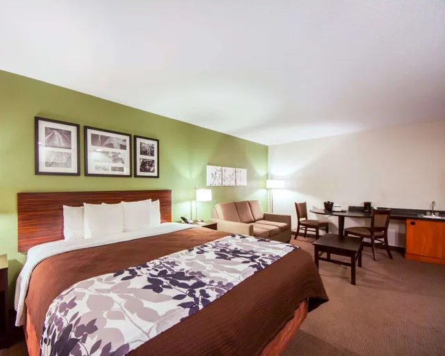 جناح بسرير كينج وسرير كوين، Sleep Inn & Suites Edmond Near University 1/1