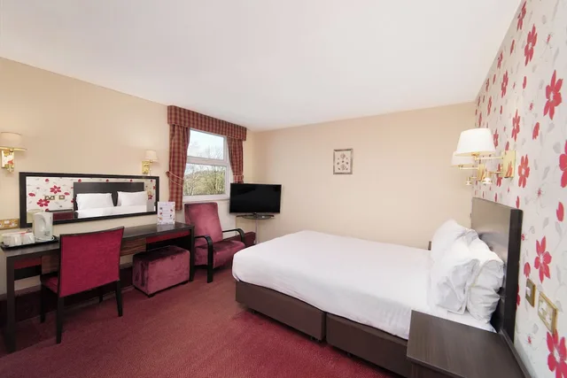 غرفة قياسية بسرير مزدوج، The Ivy Bush Royal Hotel 1/6