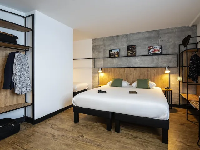 غرفة قياسية بسرير مزدوج مع أريكة، ibis Lyon Sud Oullins (Ex Hotel Campanile LYON SUD - Oullins) 1/6