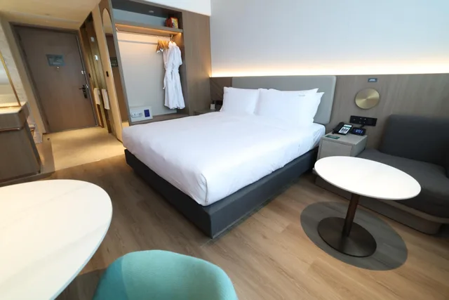 غرفة قياسية بسرير فردي، Holiday Inn Shanghai Jing'an by IHG 9/10