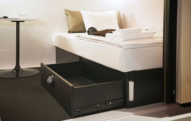 Male Dorm, First Class, Cabin، FIRSTCABIN Kyoto Nijojo 3/4