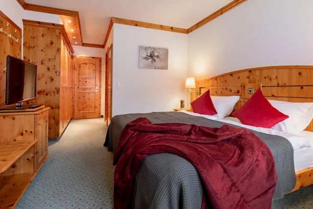 غرفة قياسية بسرير مزدوج أو سريرين منفصلين، Robinson Club Arosa 4/10