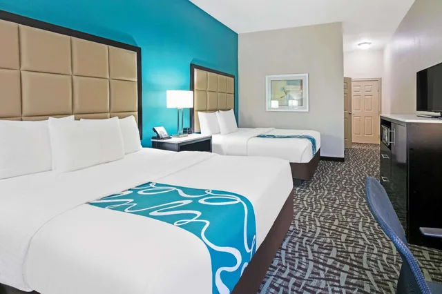 غرفة بسريرين كوين لذوي الإعاقة، La Quinta Inn And Suites Paris 2/8