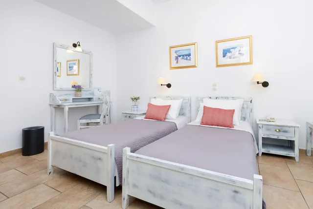 Standard, Twin Beds, Mathios Village 5/10
