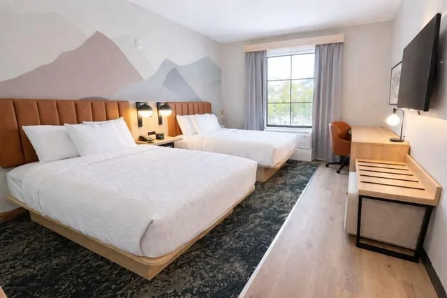 غرفة قياسية بسريرين كوين، La Quinta Inn and Suites by Wyndham Leavenworth 3/7