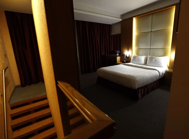 دوبلكس تنفيذي بسرير كينج، Wh Hotel 3/4