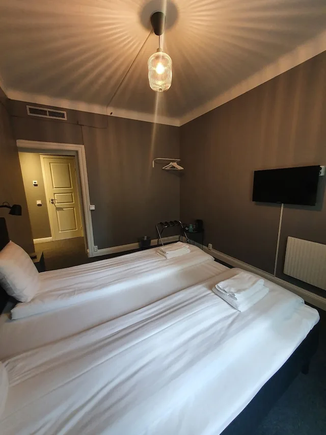 غرفة أساسية بسرير كينج، Birka Hostel 2/4