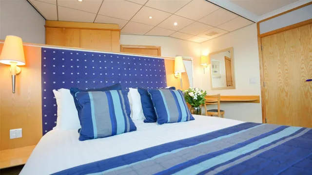 Penthouse Suite، The Bolton Stadium Hotel, a member of Radisson Individuals 2/8