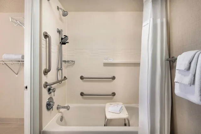 جناح بإطلالة على المدينة بغرفة نوم واحدة، Residence Inn Baltimore Downtown Inner Harbor 4/4