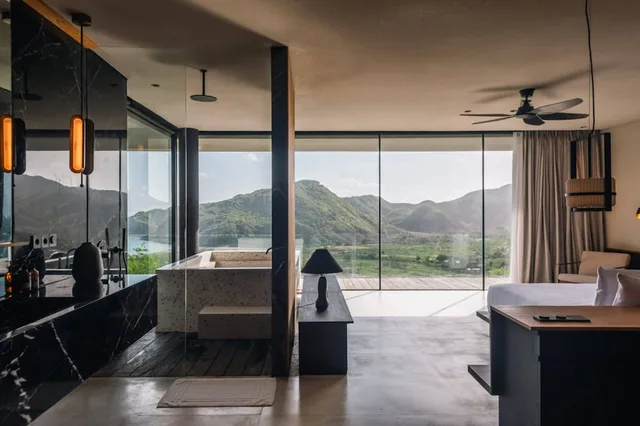 4 Bedrooms, Layang, Luxury, Villa, 4 King Beds, Ocean View, Private Pool، Tampah Hills 4/4