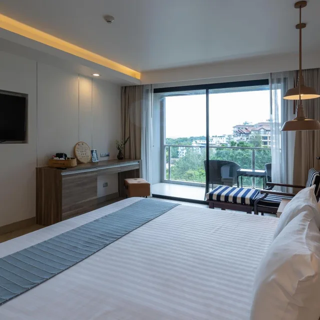 غرفة سوبيريور بسرير كينج، Mayaana Beach Resort - Formerly Golden Tulip Pattaya Beach Resort 6/9