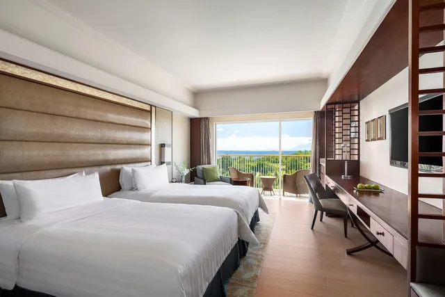 Premier, Family, Twin Beds, Ocean Wing، Shangri-La Mactan, Cebu 1/3
