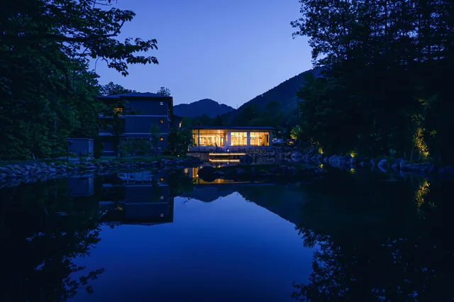 جناح ياباني غربي، Okujozankei Onsen Kasho Gyoen 1/1