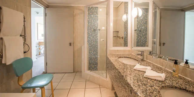 غرفة كلوب بسرير مزدوج أو سريرين منفصلين، The Bay Hotel 3/3