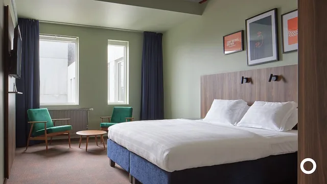 غرفة ديلوكس بسرير كينج مع أريكة، Grandi By Center Hotels 1/4