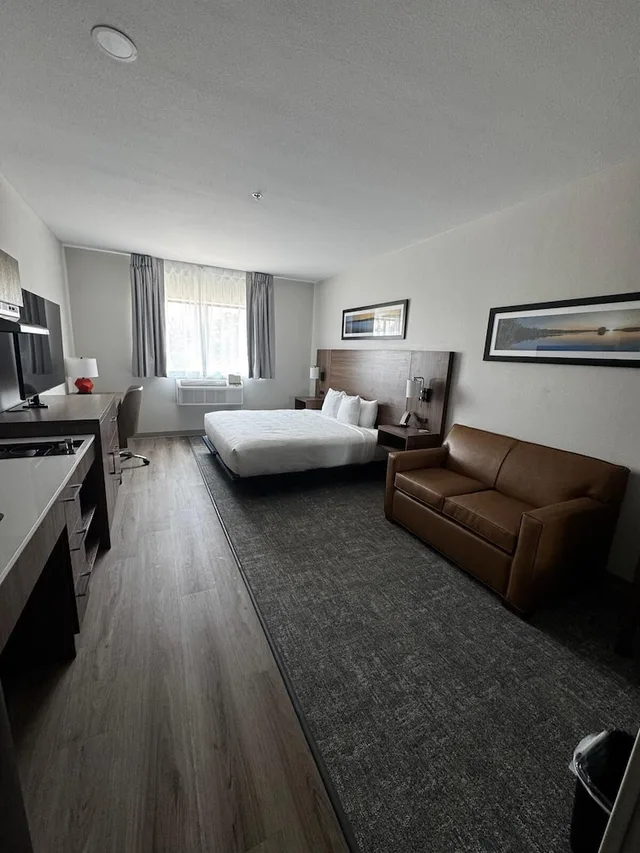 Upgrade, Efficiency, King Bed، Quality Inn Midland TX 2/3