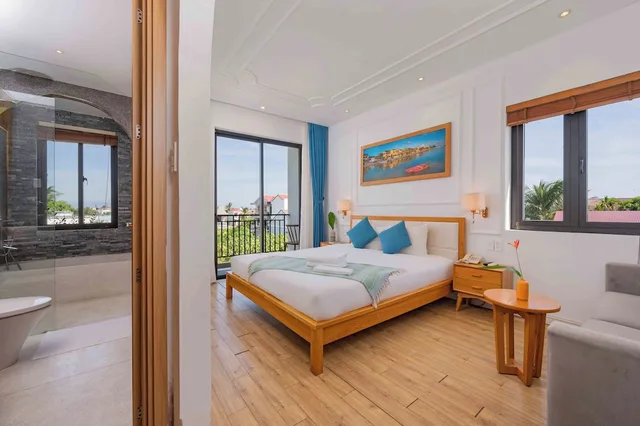 Exclusive, King Bed, Lime Villa Hoi An 2/5