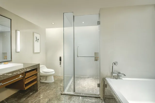 غرفة قياسية بسريرين منفصلين، Crowne Plaza City Centre 7/7