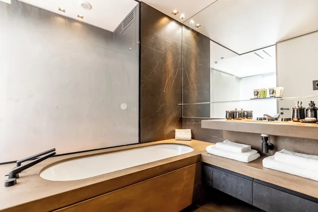 Suite, Queen Bed, Maison Boissiere Barnes Residences 3/3