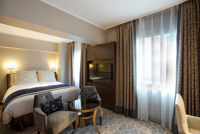 غرفة غراند كومفورت سوبيريور بسرير كينج، Kyoto Century Hotel 3/5