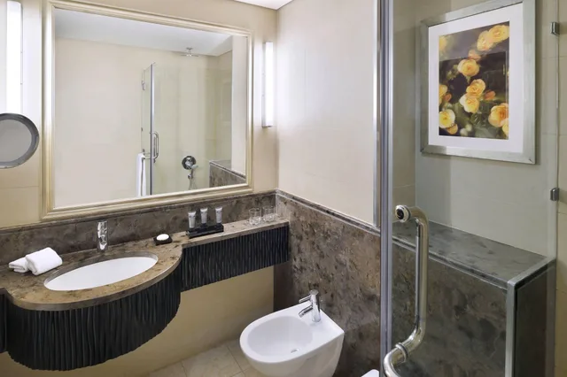 غرفة بسريرين مزدوجين، Petra Marriott Hotel 3/3