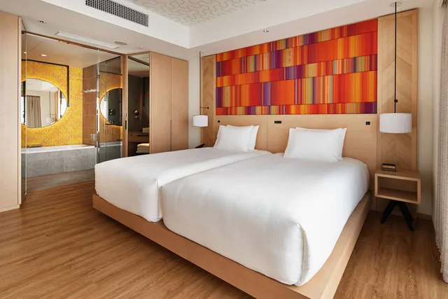 جناح بريميير بسرير نصف مزدوج بإطلالة على البحر بغرفة نوم واحدة، The Beach Resort Sesoko by Hilton Club 2/3