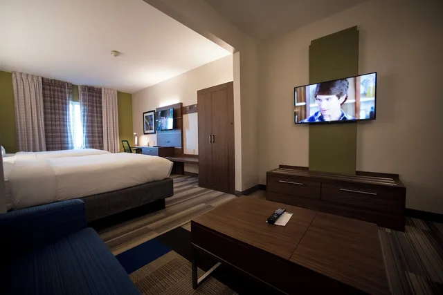 جناح بسريرين كوين بمنطقة جلوس، Holiday Inn Express Hotel And Suites Lexington Downtown University 3/5