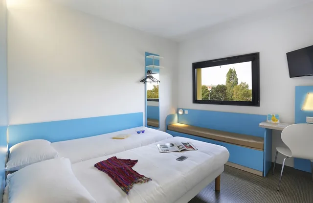 غرفة قياسية بسريرين منفصلين، First Inn Blois 2/4