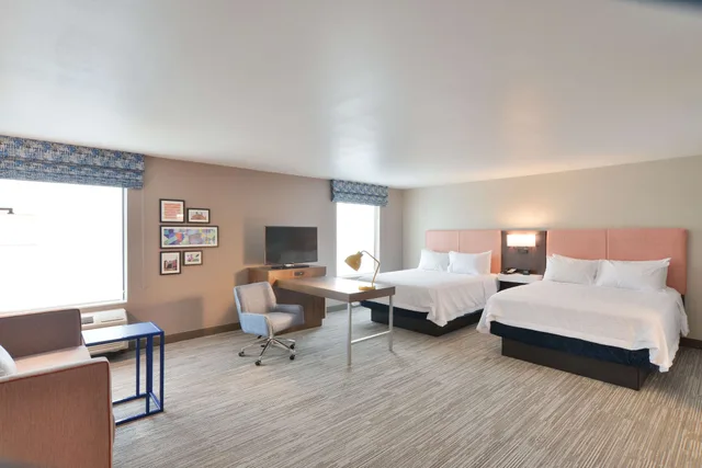 استوديو بسريرين كوين مع أريكة لذوي الإعاقة، Hampton Inn & Suites Menomonie-UW Stout 1/3