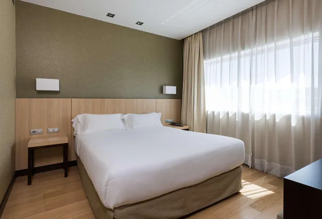 جناح جونيور بسرير مزدوج، Nh Madrid Ribera Del Manzanares 2/4