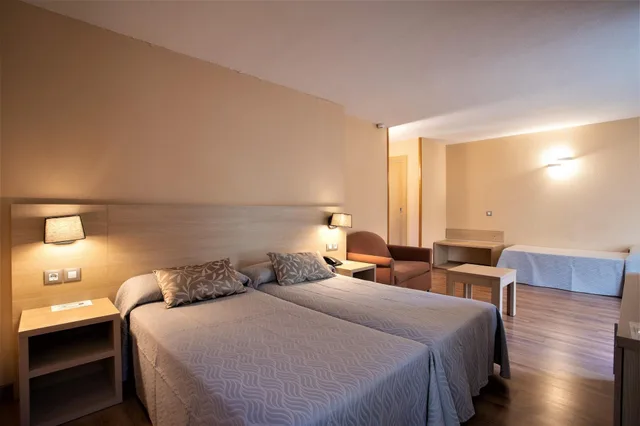 غرفة سوبيريور رباعية، Panorama Hotel 3/4