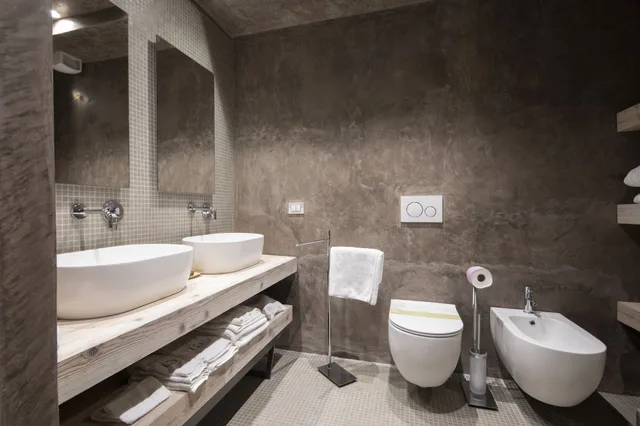 غرفة كومفورت بسرير كوين في الطابق الأرضي، Hotel Corte di Gabriela 6/6