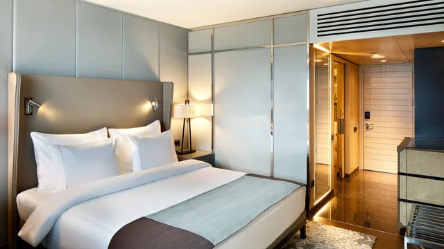 Club, Double Bed, Land View، The Marmara Taksim 3/3