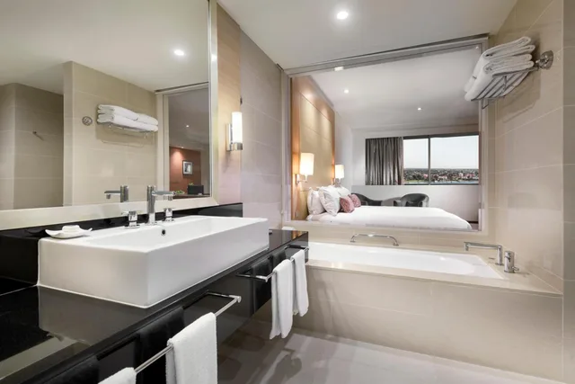 Pacific, Club, PAN PACIFIC PERTH 5/5