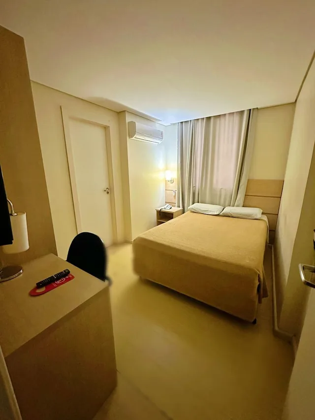 غرفة قياسية بسرير مزدوج، Umbu Hotel 1/4