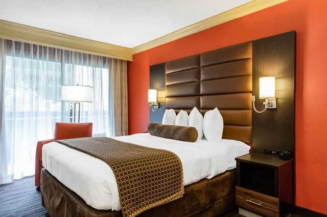 غرفة قياسية بسرير كينج، The Capitol Hotel Downtown, Ascend Hotel Collection 6/10
