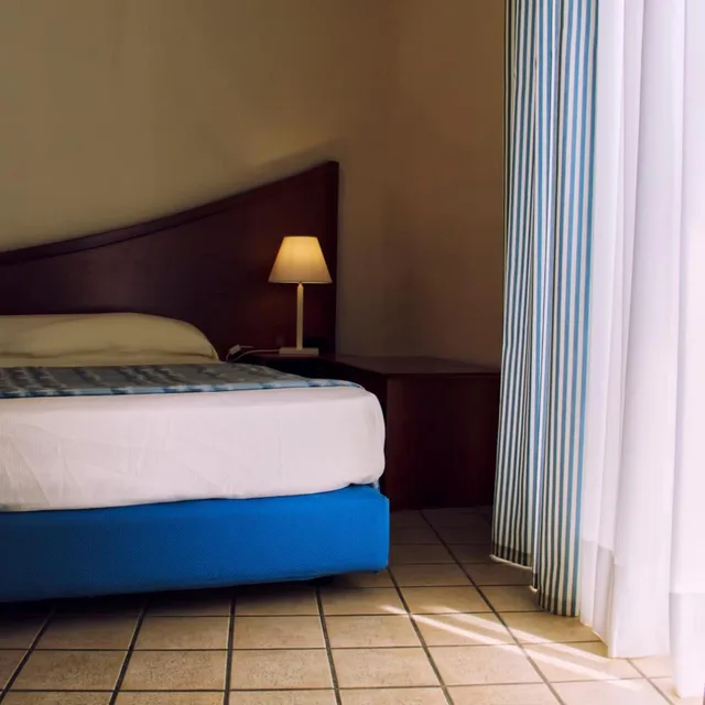 جناح، Hotel Sirenetta 6/9