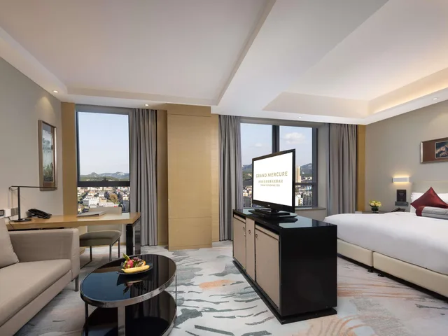 غرفة ديلوكس بسرير كينج، Grand Mercure Jinan Sunshine 3/7