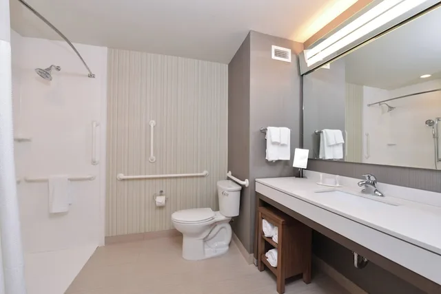 استوديو بسريرين كوين مع أريكة، COURTYARD ST. LOUIS ST. PETERS 7/10