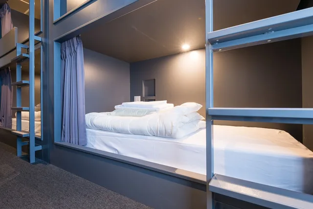 Female Dorm, Female Only, 6 People، Bon Hostel 3/10