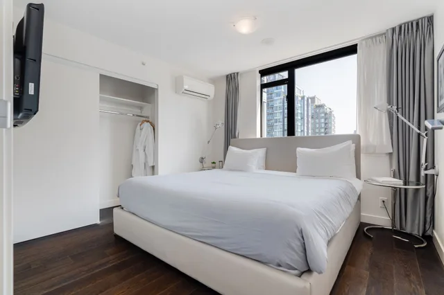 جناح بسرير كوين بغرفة نوم واحدة مع أريكة، Level Yaletown - Seymour 1/2