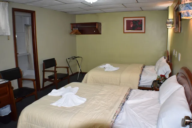 غرفة بسريرين منفصلين، Grand Hotel Loja 2/8