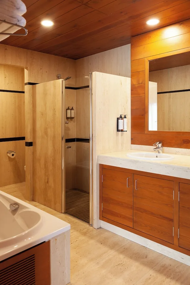 جناح جونيور بسرير كينج بإطلالة، El Montanya Resort & Spa 2/2