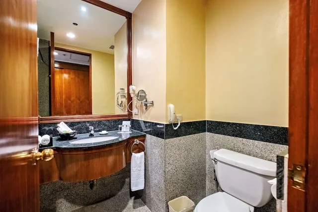 Ambassador Room، Waterfront Cebu City Hotel and Casino 10/10