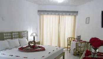 Imperial Las Perlas, Cancun 14/66