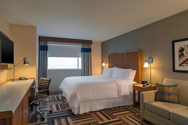 جناح جونيور بغرفة نوم واحدة، FOUR POINTS BY SHERATON MIDLAND 2/4