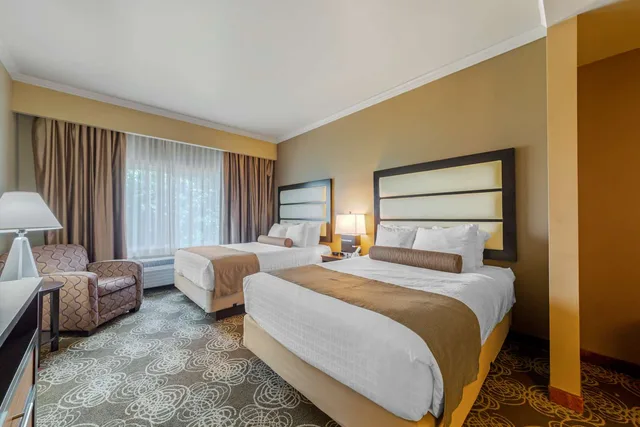 جناح بسريرين كوين مع أريكة، Best Western Plus Miami Airport North Hotel & Suites 2/4