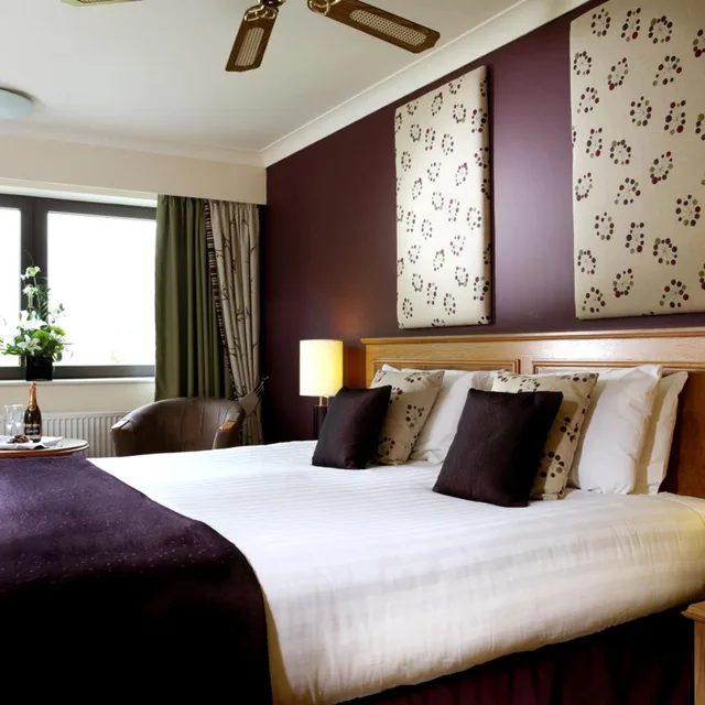 غرفة سوبيريور بسرير مزدوج أو سريرين منفصلين، The Abbey Hotel Golf & Spa 1/3